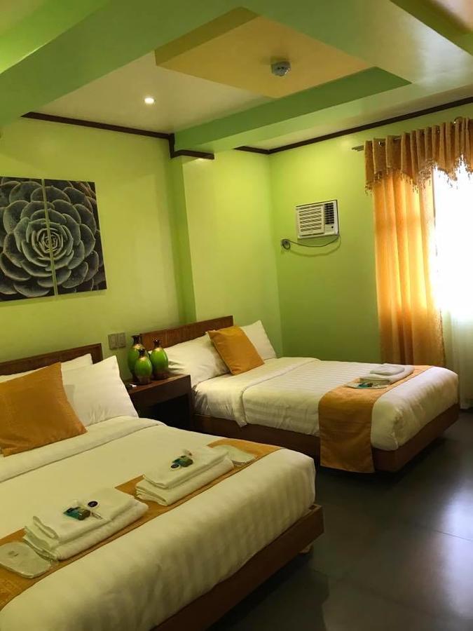 Royal Mansion Hotel Tabaco Екстериор снимка