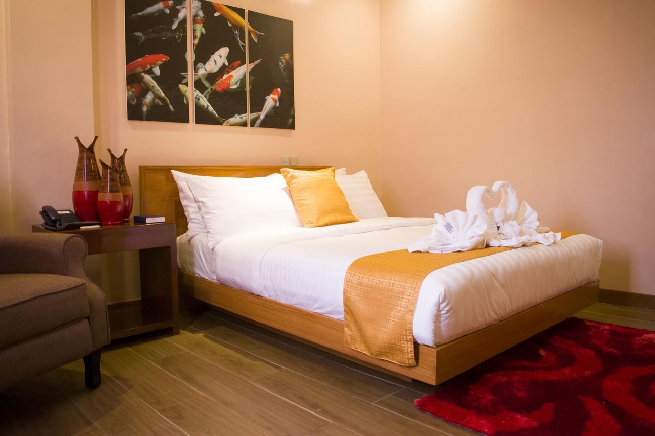Royal Mansion Hotel Tabaco Екстериор снимка