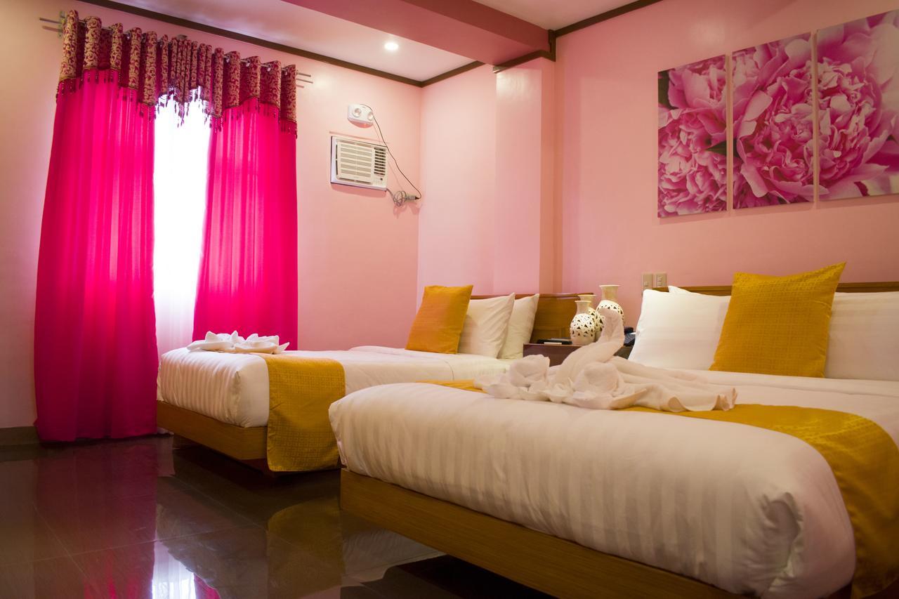 Royal Mansion Hotel Tabaco Екстериор снимка